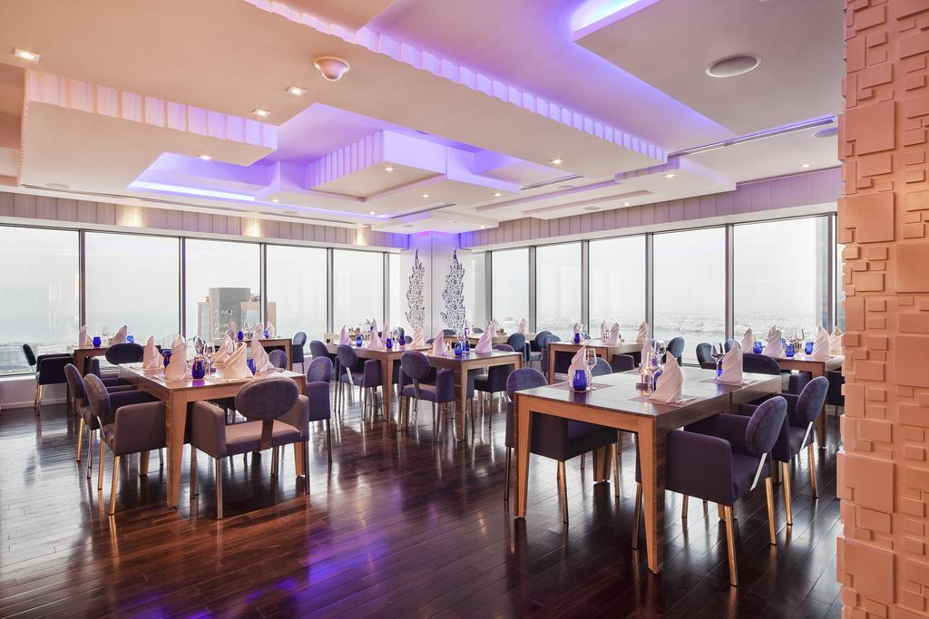 The Domain Bahrain Hotel And Spa - Adults Friendly 16 Years Plus Manama Luaran gambar The 360° Restaurant