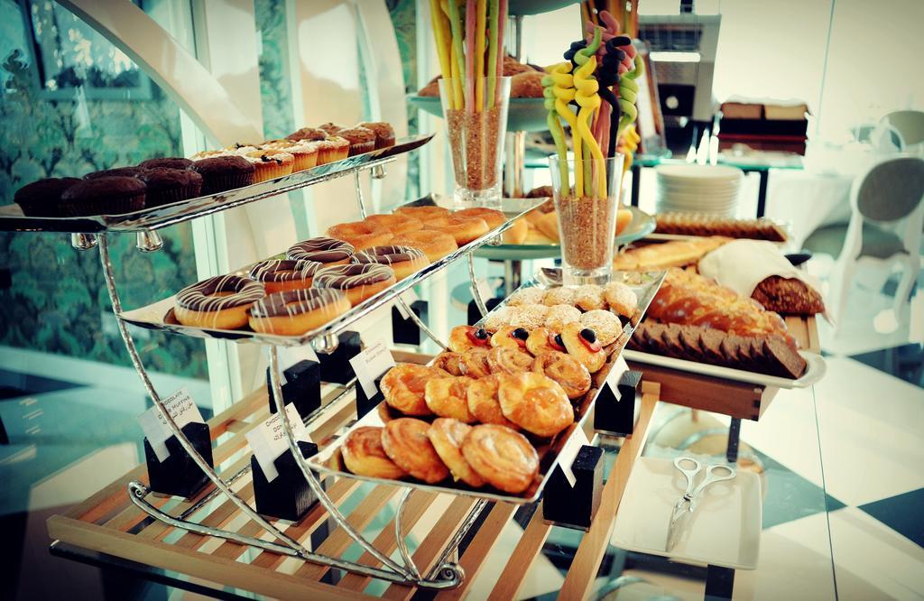 The Domain Bahrain Hotel And Spa - Adults Friendly 16 Years Plus Manama Luaran gambar A buffet of pastries